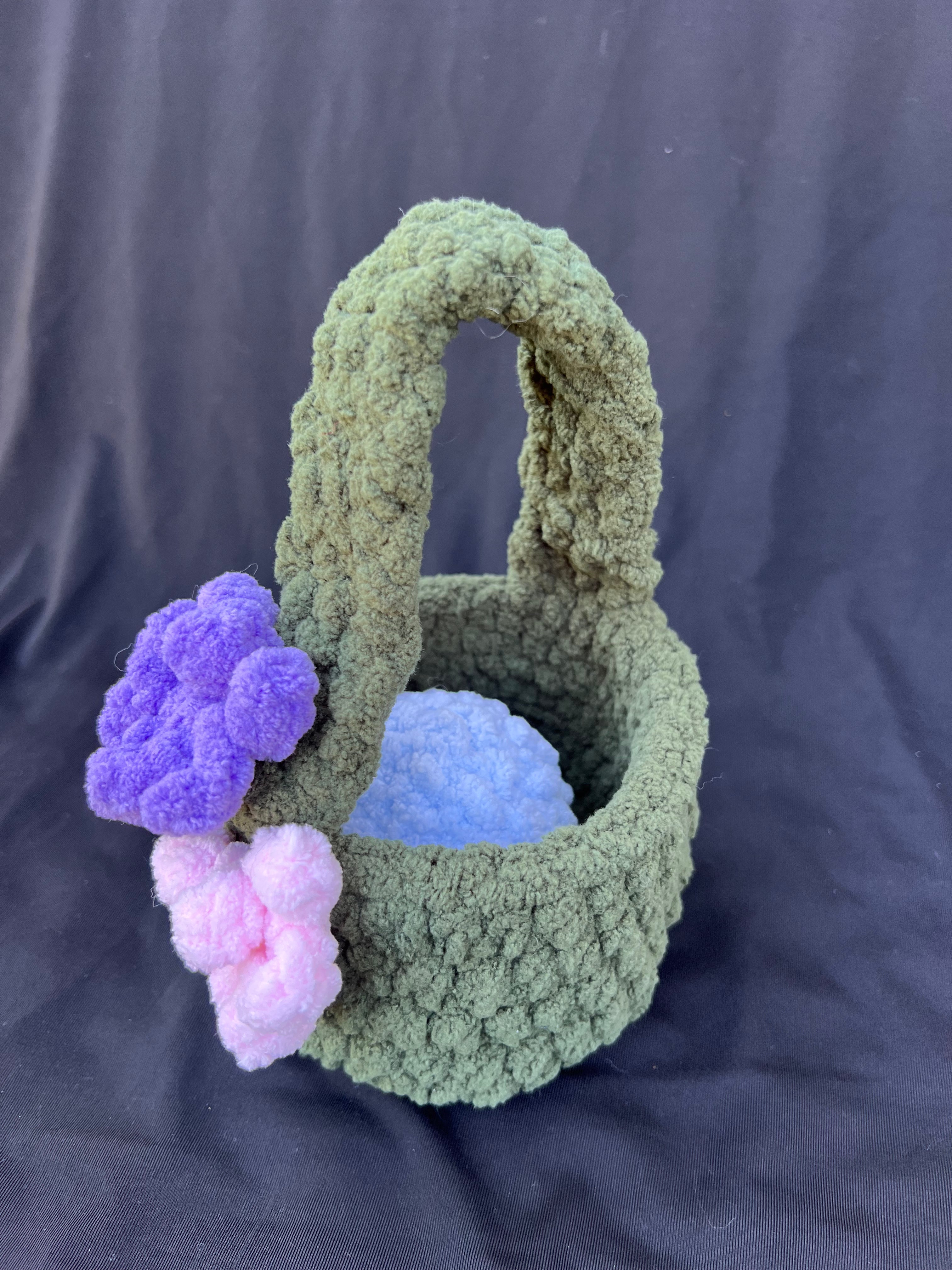 Crochet Easter Egg Basket with Egg
